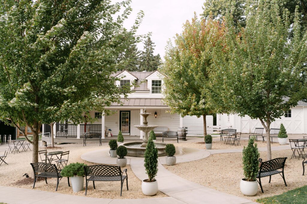 Courtyard at Legacy Hill Farm, a classic minnesota wedding venue lcoated in Welch. Photography by Lulle Photo and film, a minneapolis-based wedding photographer.